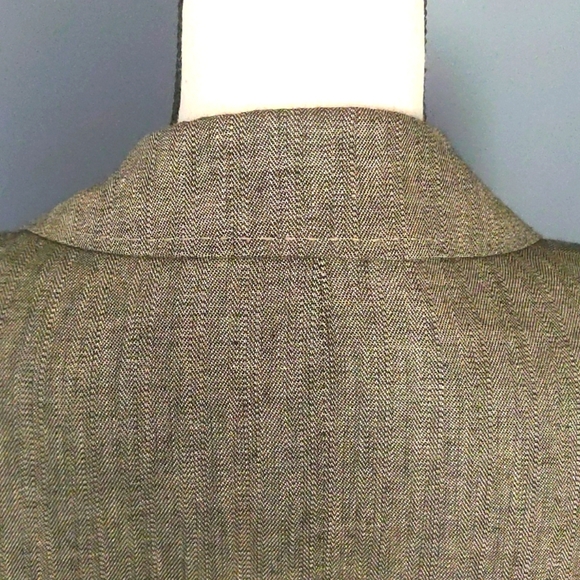 Adrienne Vittadini One Button Blazer - Size 8 - Picture 9 of 12